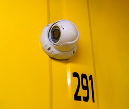 Caméra de sécurité d'un garde-meuble Leader Box