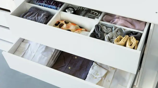 Tiroir compartimenté pour dressing